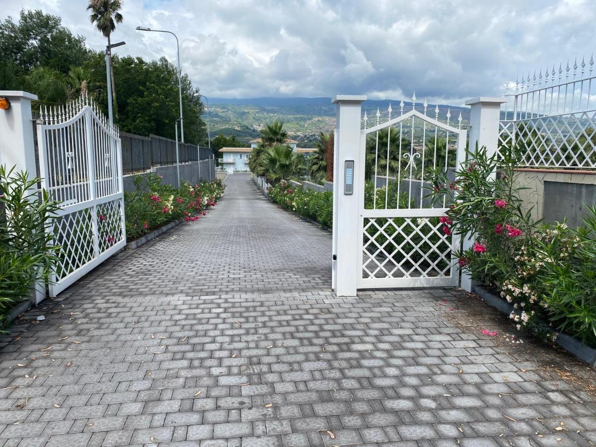 Vila Artaleammare Fondachello  Exteriér fotografie