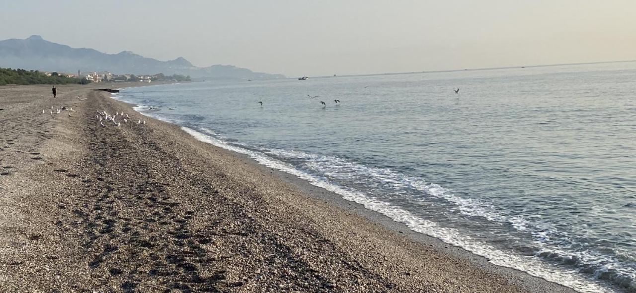 Vila Artaleammare Fondachello  Exteriér fotografie